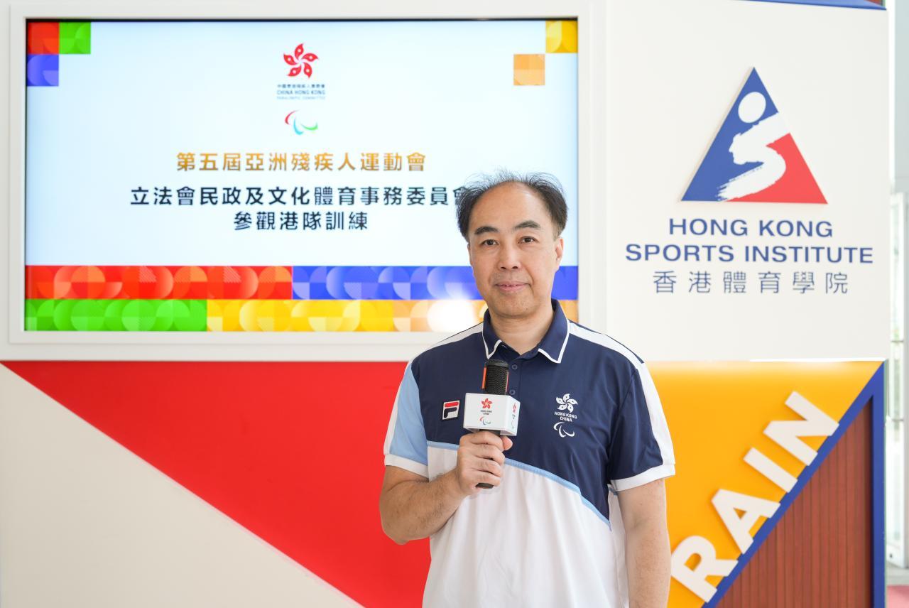 立法會民政及文化體育事務委員會參觀港隊訓練