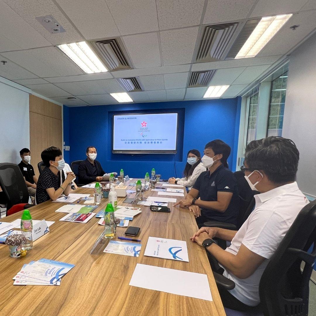 Ms. Jenny Fung Ma Kit Han and Mr. Yeung Tak Keung exchanged view on the Hong Kong Para sports development
