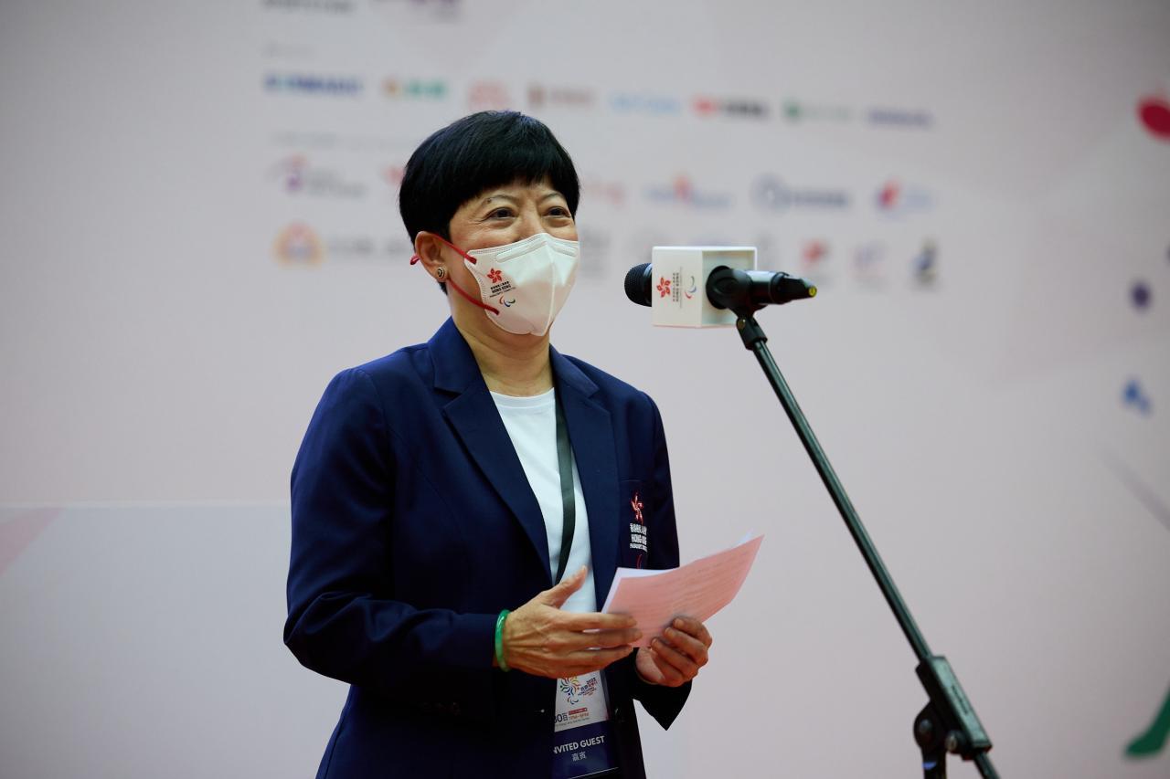 At the opening ceremony, Mrs. Jenny Fung BBS JP, President of the Hong Kong Paralympic Committee (HKPC), thanked the public for their participation in the “Hong Kong Paralympic Day 2022” and said,